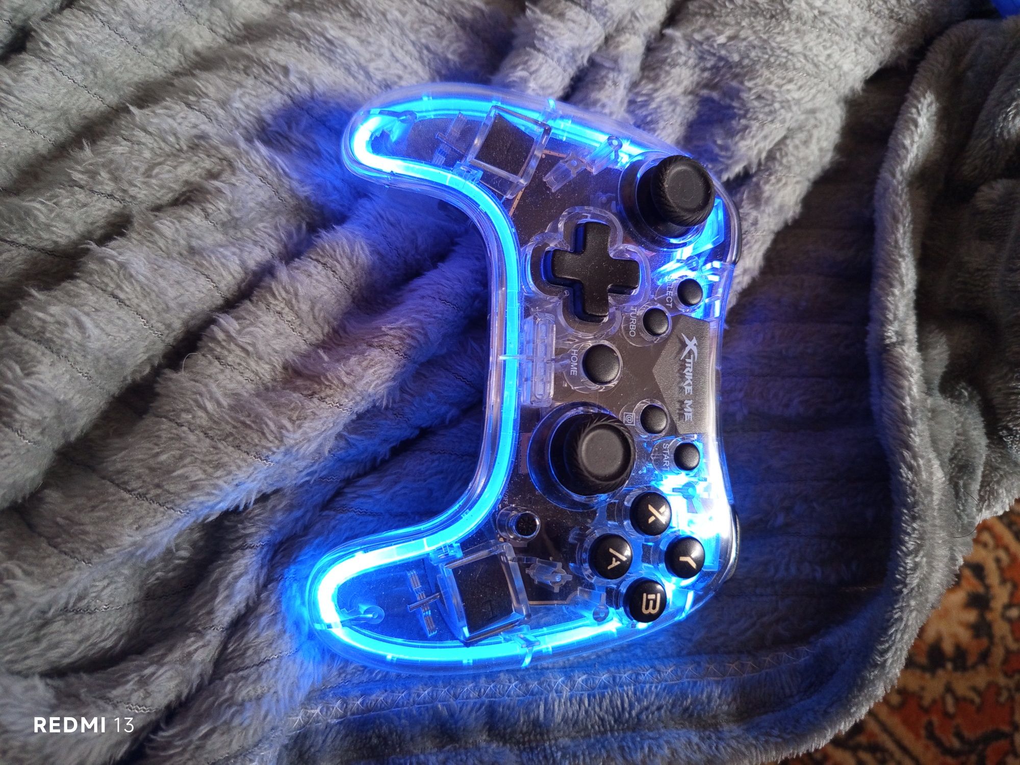 Продам PlayStation 4 Slim 1tb можливий торг