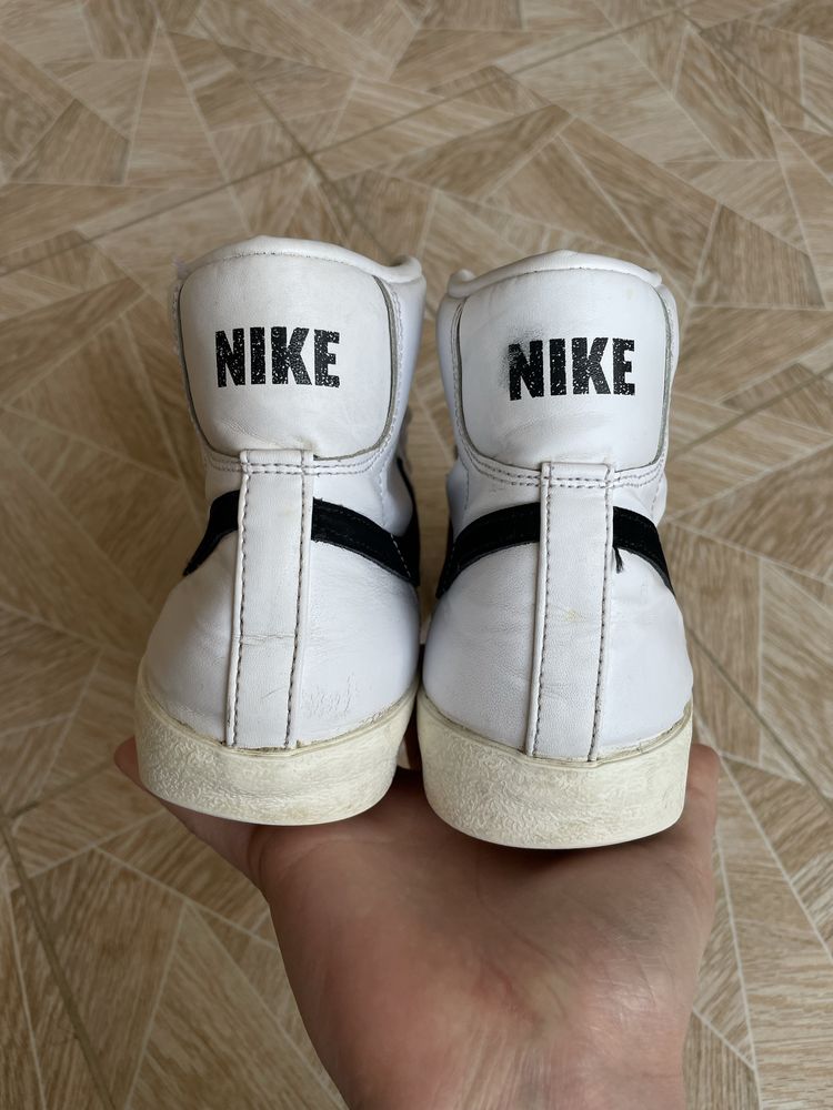 Кеды Nike Blazer Mid 77 Vintage White SB