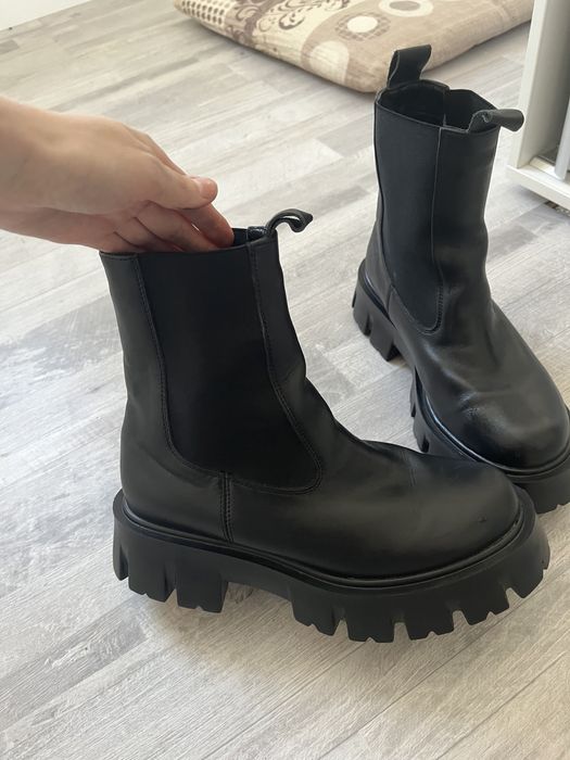 Жіночі чобітки теплі