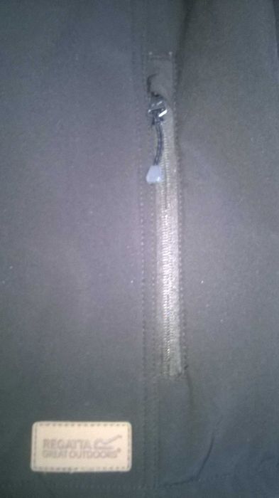 Softshell REGATTY, tu w wydaniu praktycznej kurtki jesień/zima/wiosna.