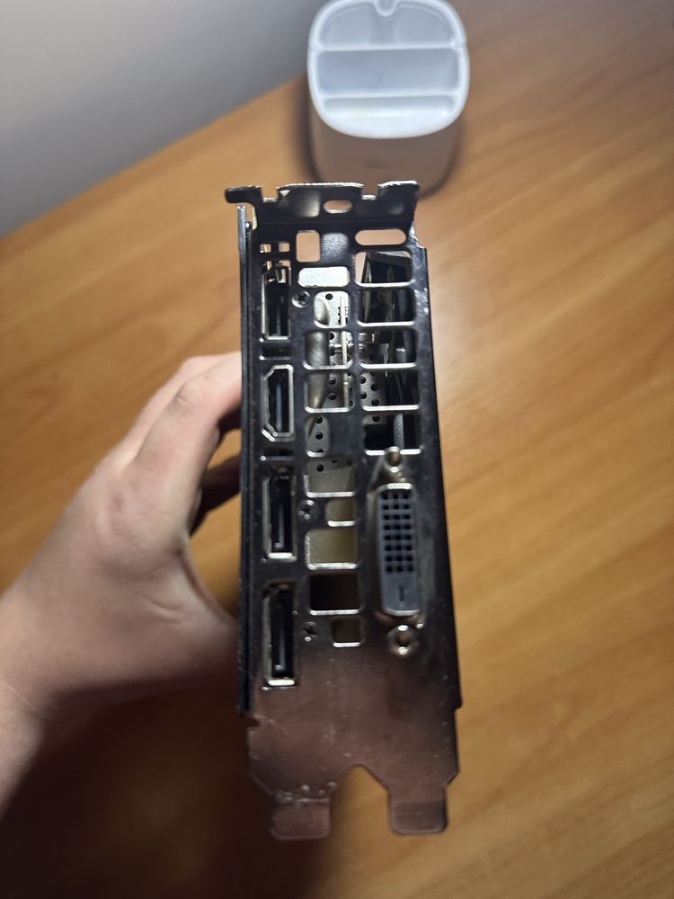 Продам відеокарту Evga 1080ti 11gb