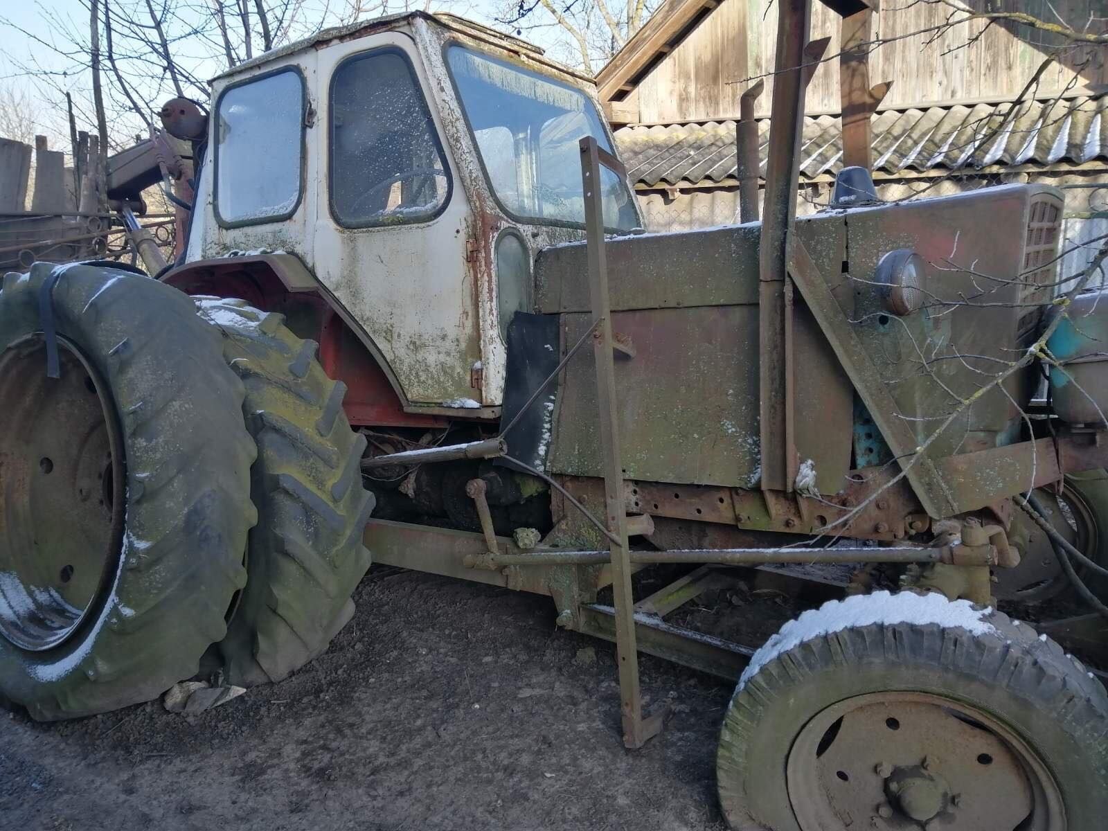 Продам трактор ЮМЗ 6 погрущик