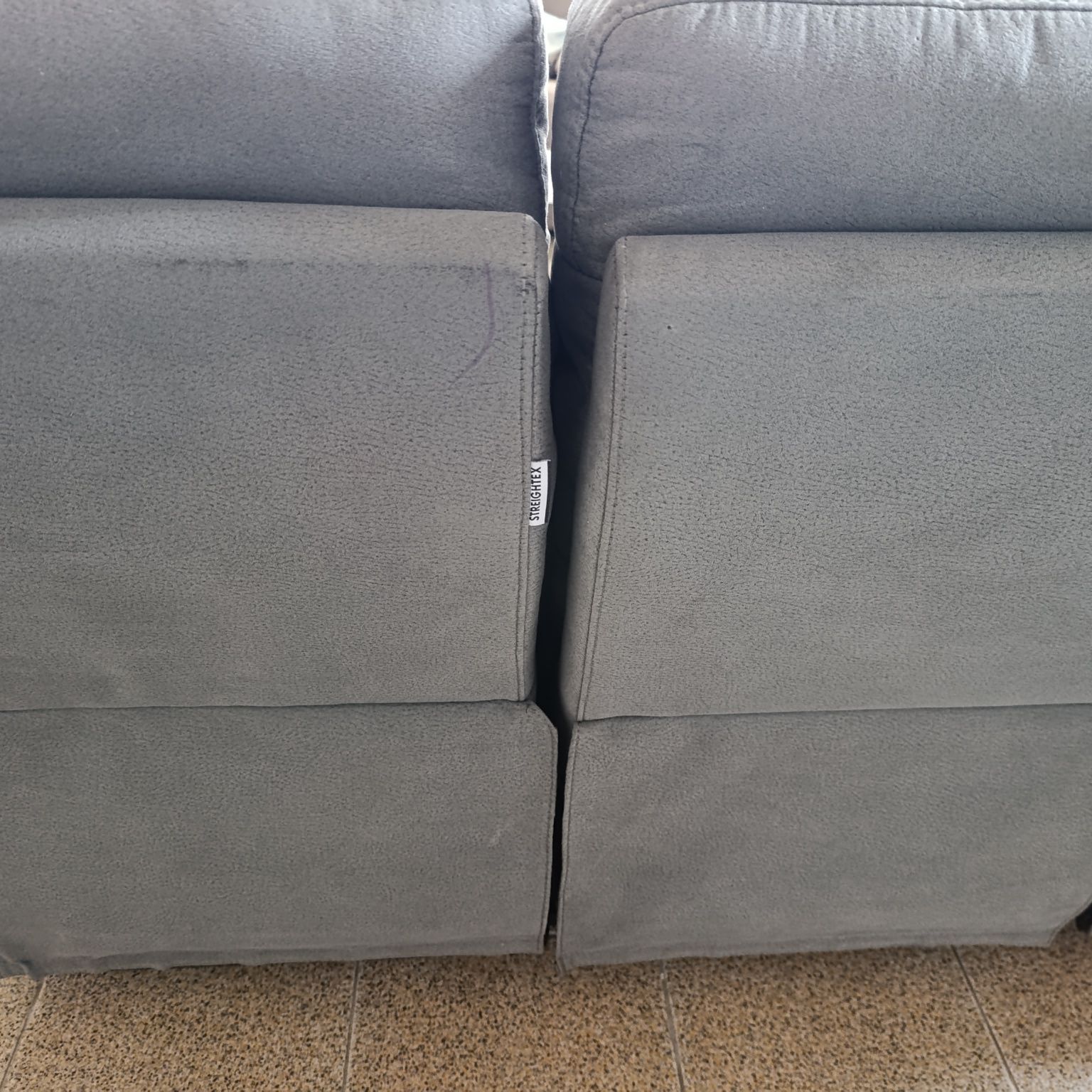 Sofá 3 Lugares Reclinável Streightex – Conforto Máximo!