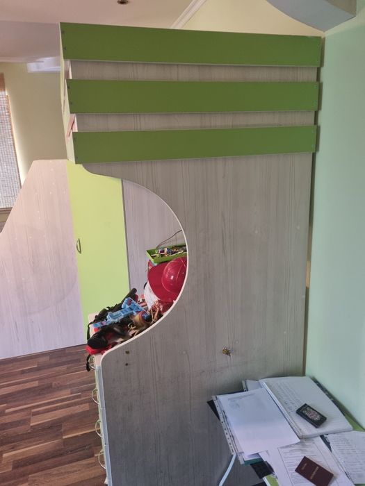 Продам дитячий уголок . Дитяча стінка.