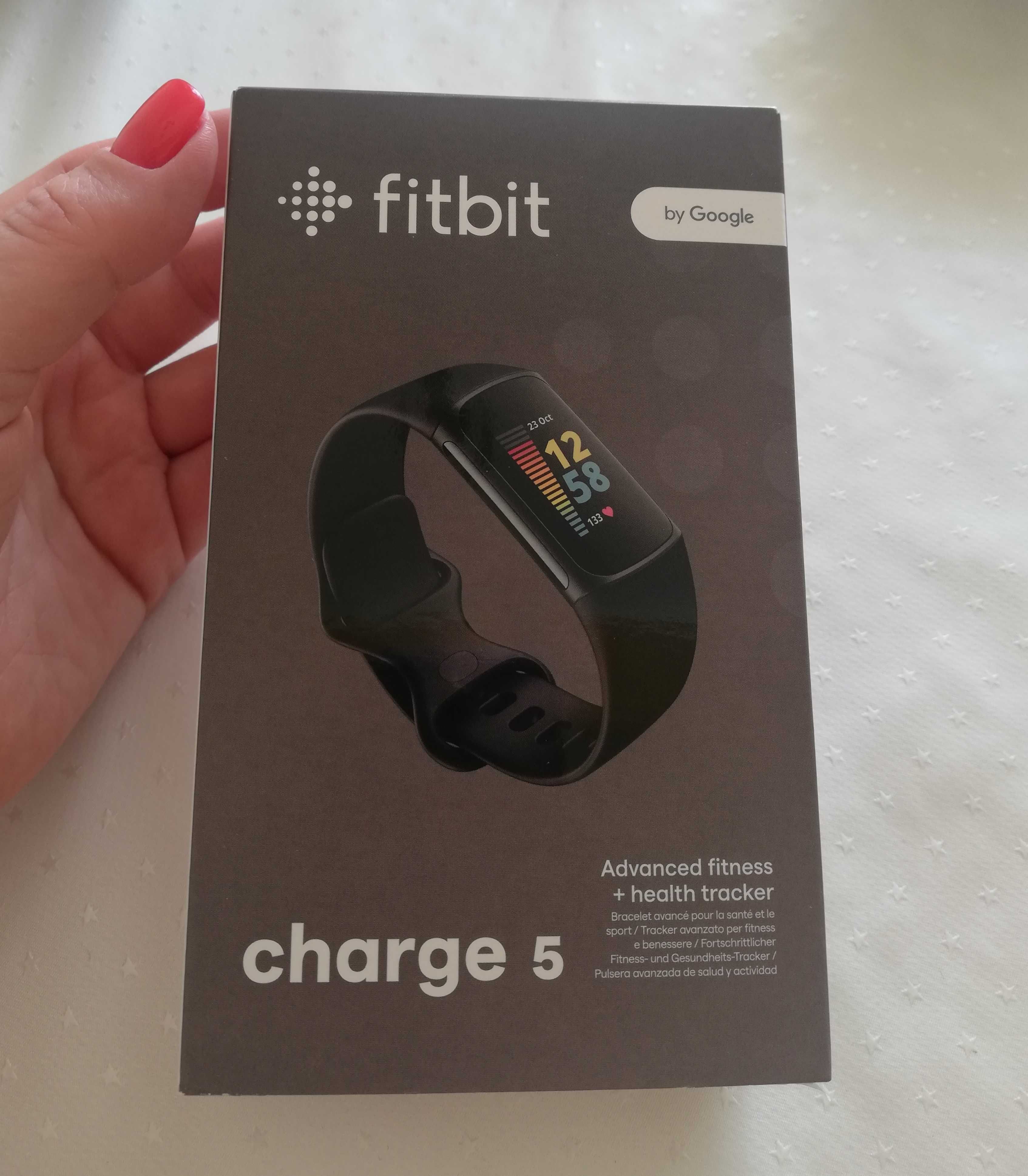 Фітнес-браслет Google Fitbit Charge 5 Black/Graphite Stainless Steel