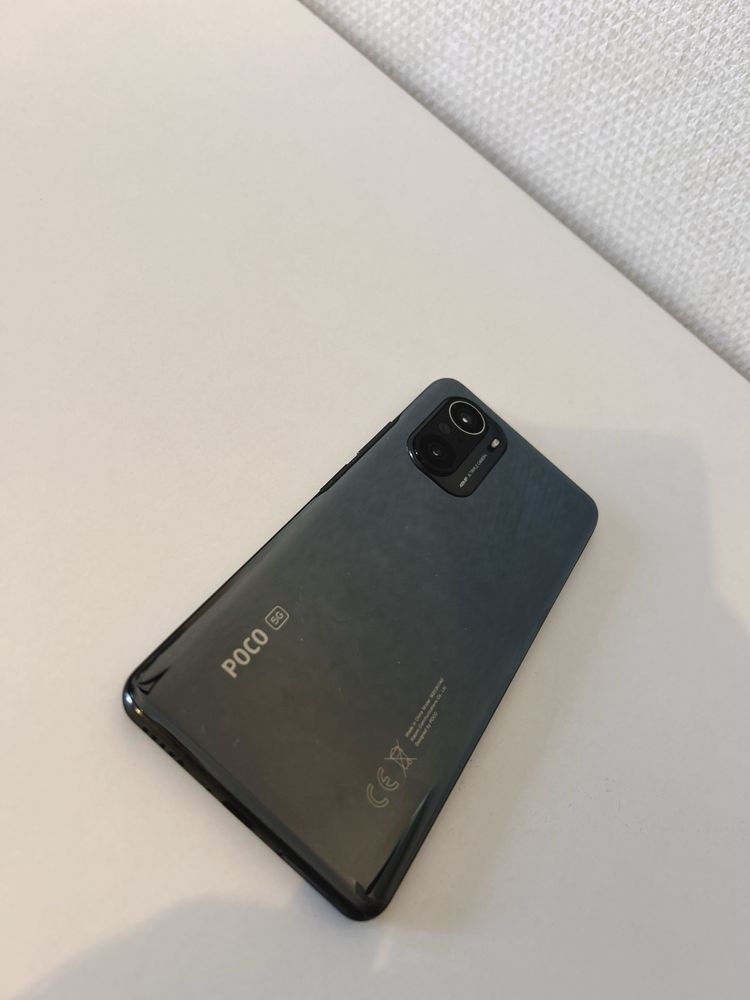 Smartphone POCO F3 128gb como novo