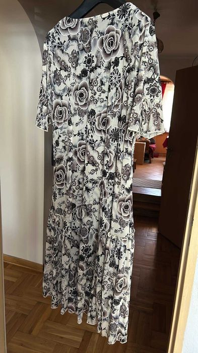 Sukienka letnia, elegancka do wyjścia i do pracy