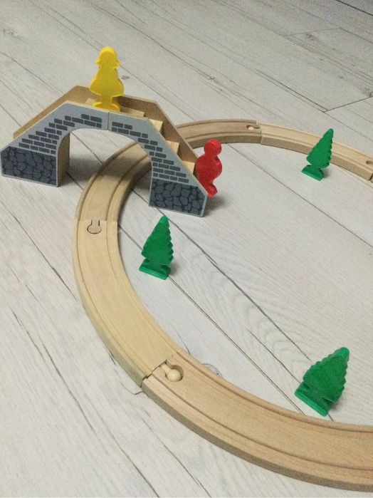 Kolejka drewniana 2 kładki drzewa Brio Tesco