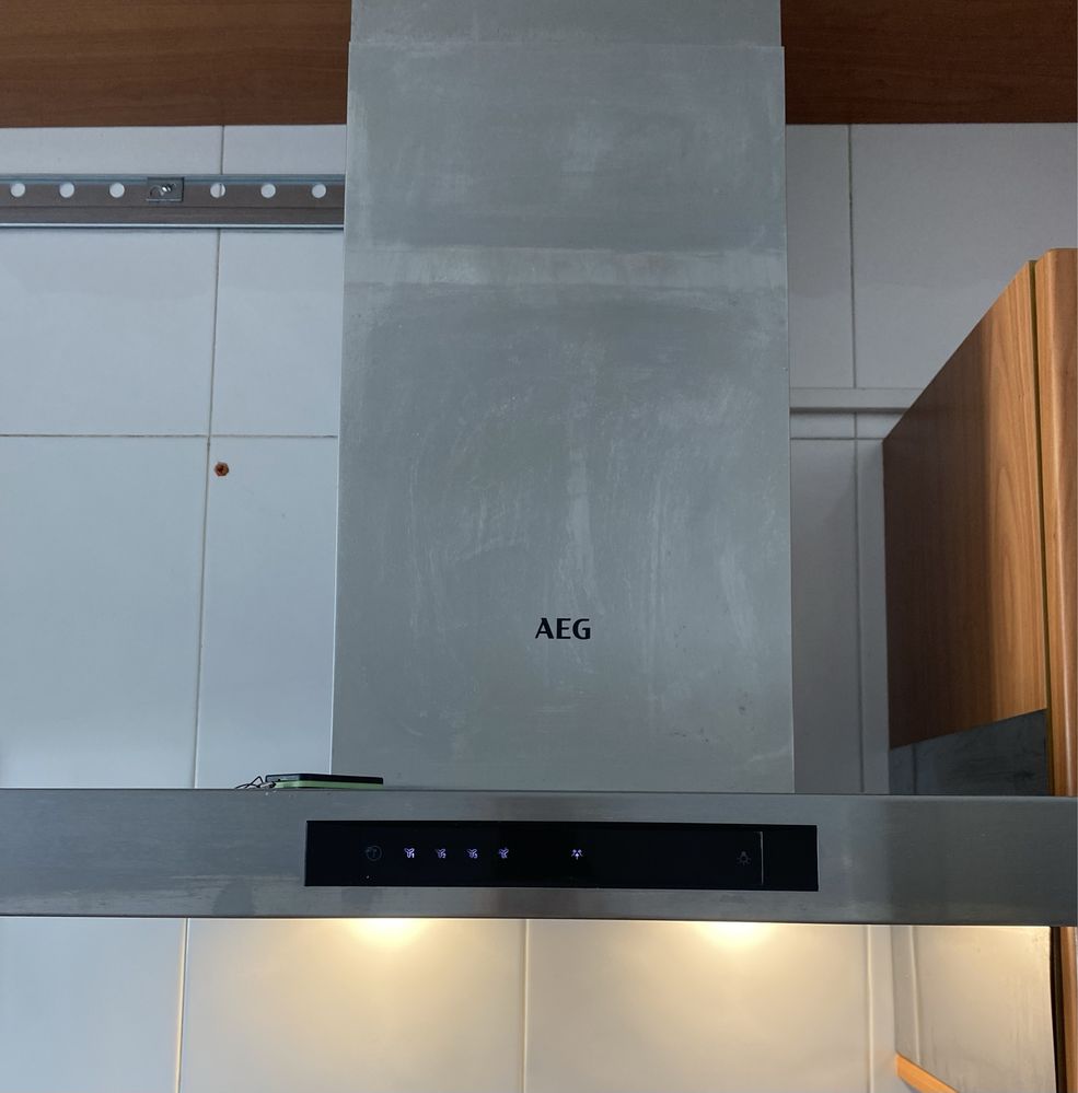 Exaustor AEG inox 4 velocidades