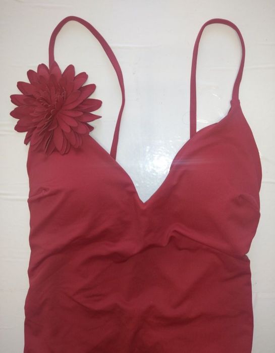 Суцільний купальник  OYSHO S Іспанія