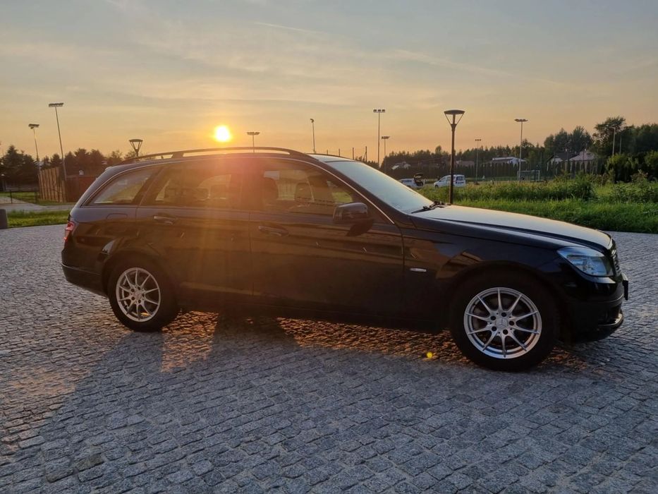 Mercedes-Benz Klasa C Mercedes w204 C180 1.8 Benzyna 2010 Duże Navi