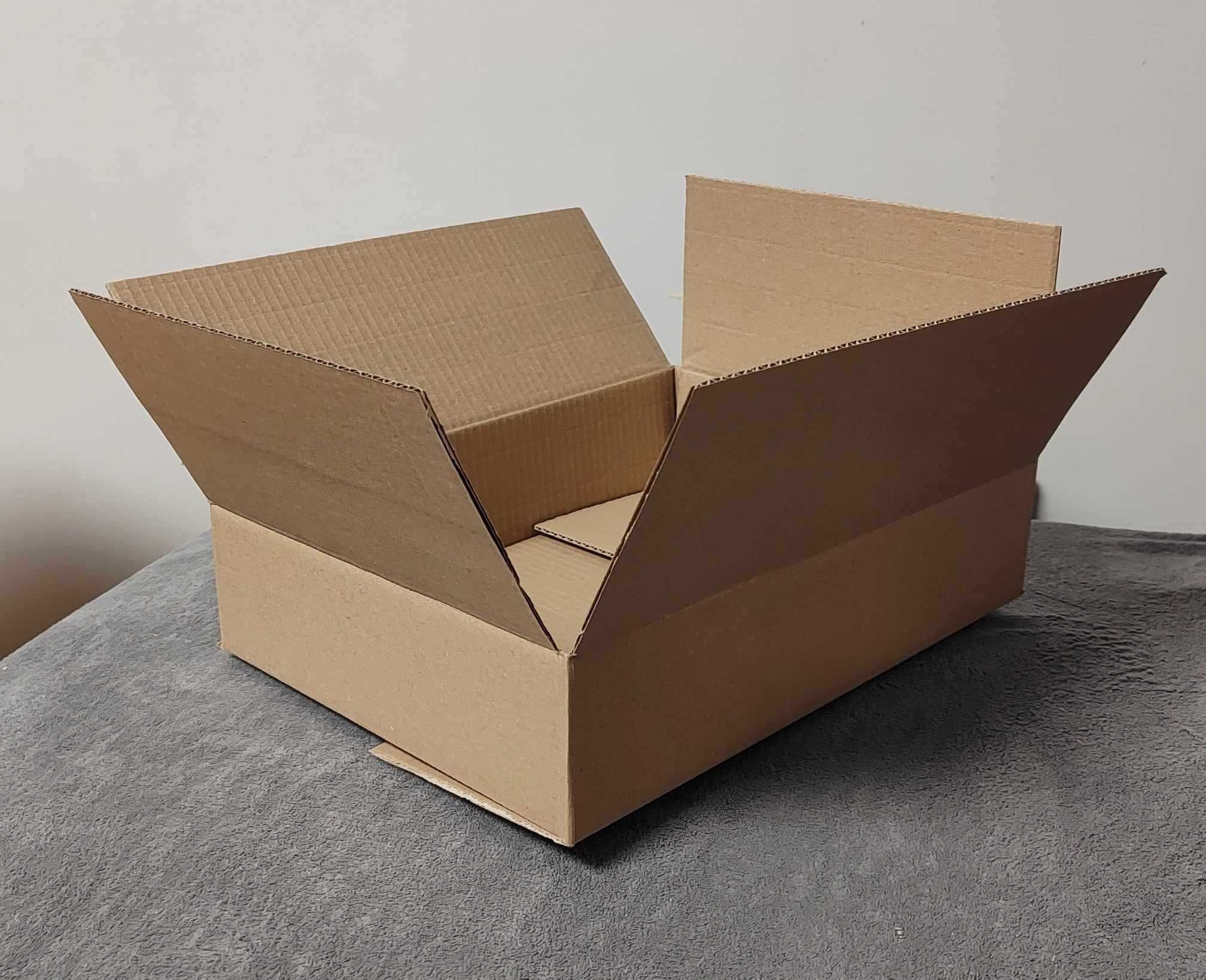 Kartony do wysyłki paczkomat A 35x25x8 cm 20