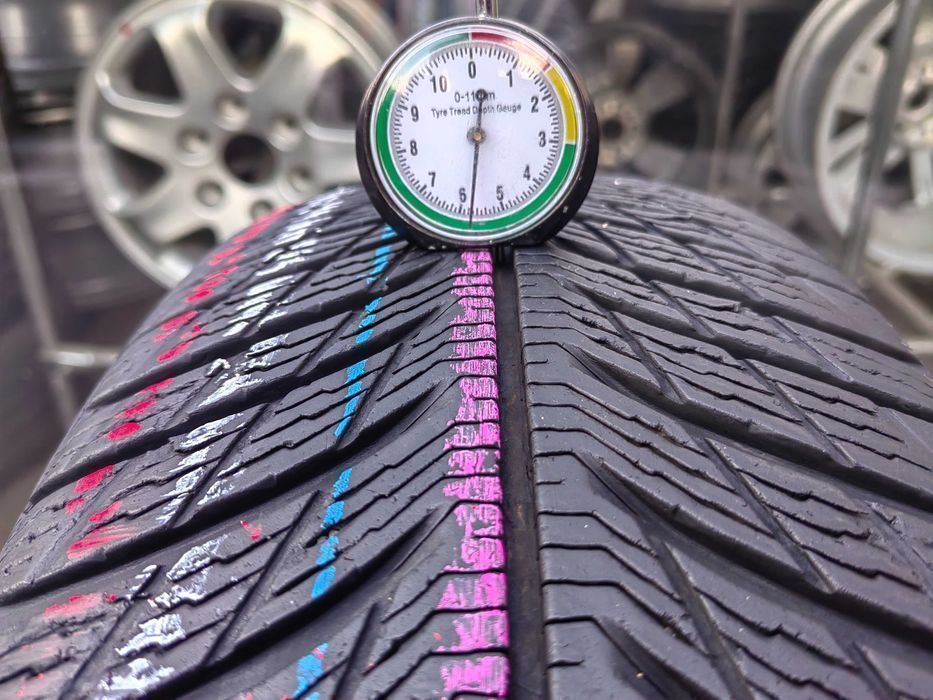 215/65R16 102H Michelin Pilot Alpin 5 2021r zimowa pojedyncza SUV