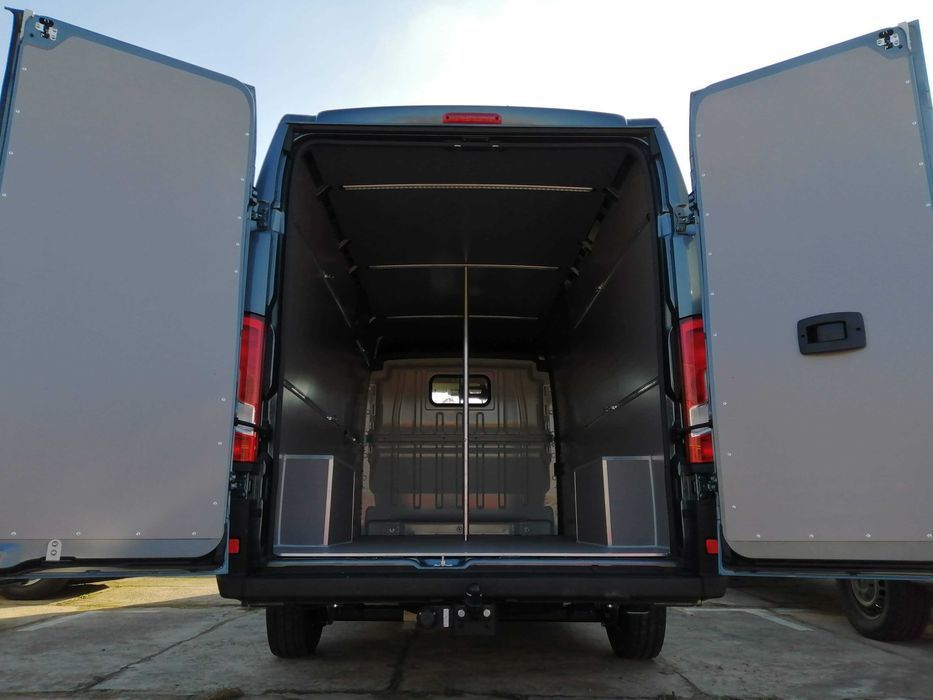 Citroen Jumper L4H2  Zabudowa pak busa samochodu dostawczego