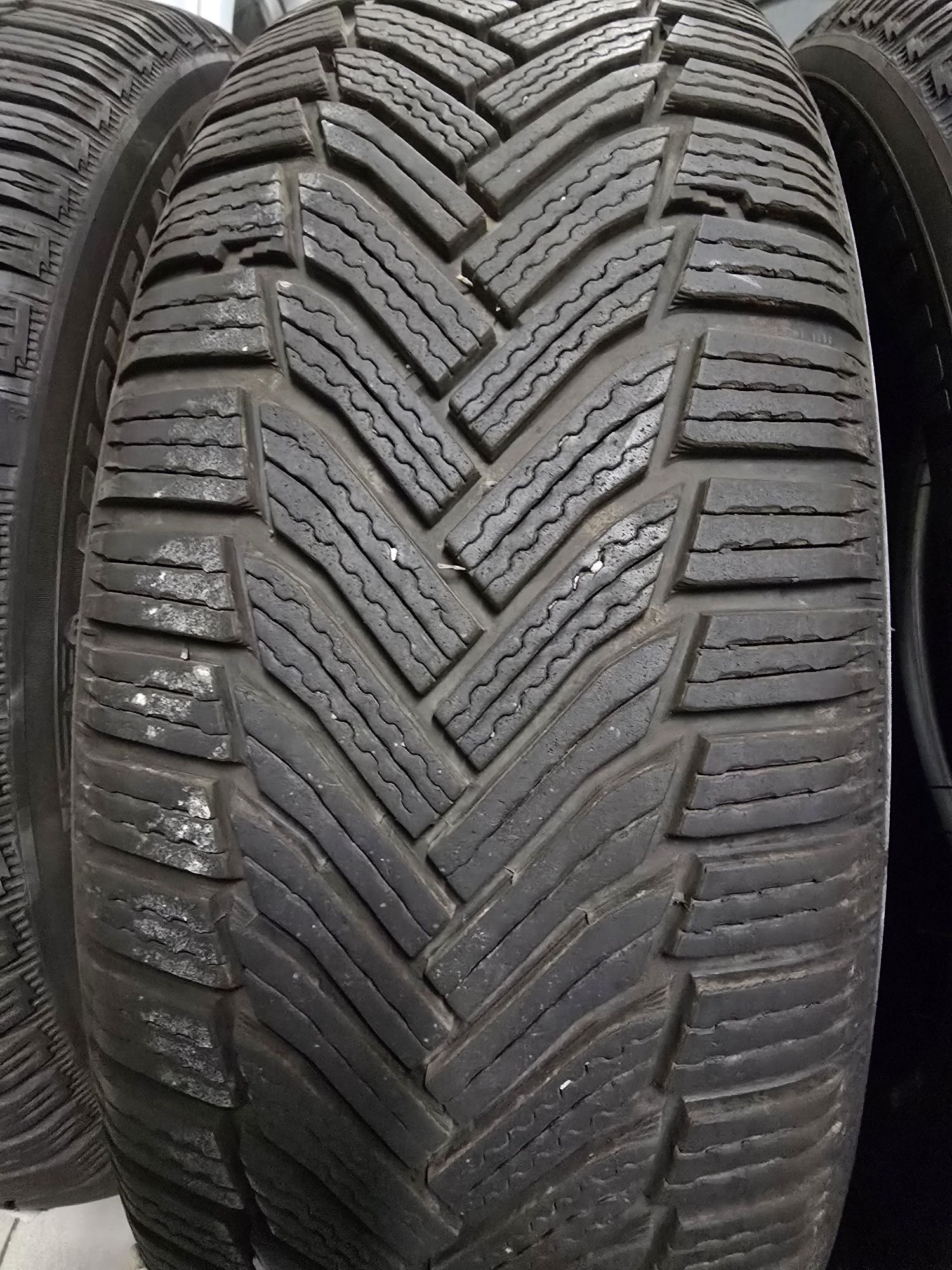 Opony zimowe  Michelin 205/55R17
