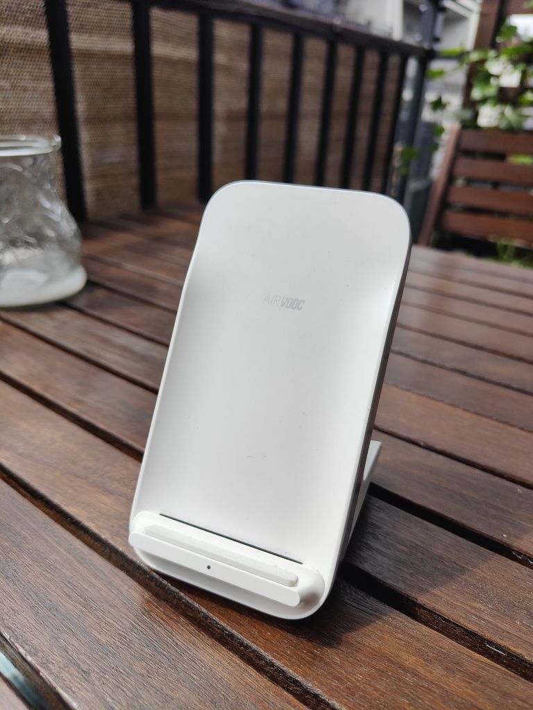 Ładowarka indukcyjna Oppo Airvooc 45W