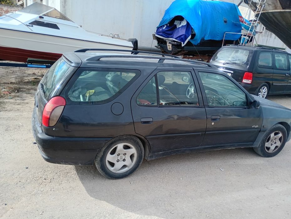 Vendo minha carinha com espensao  até próximao ano