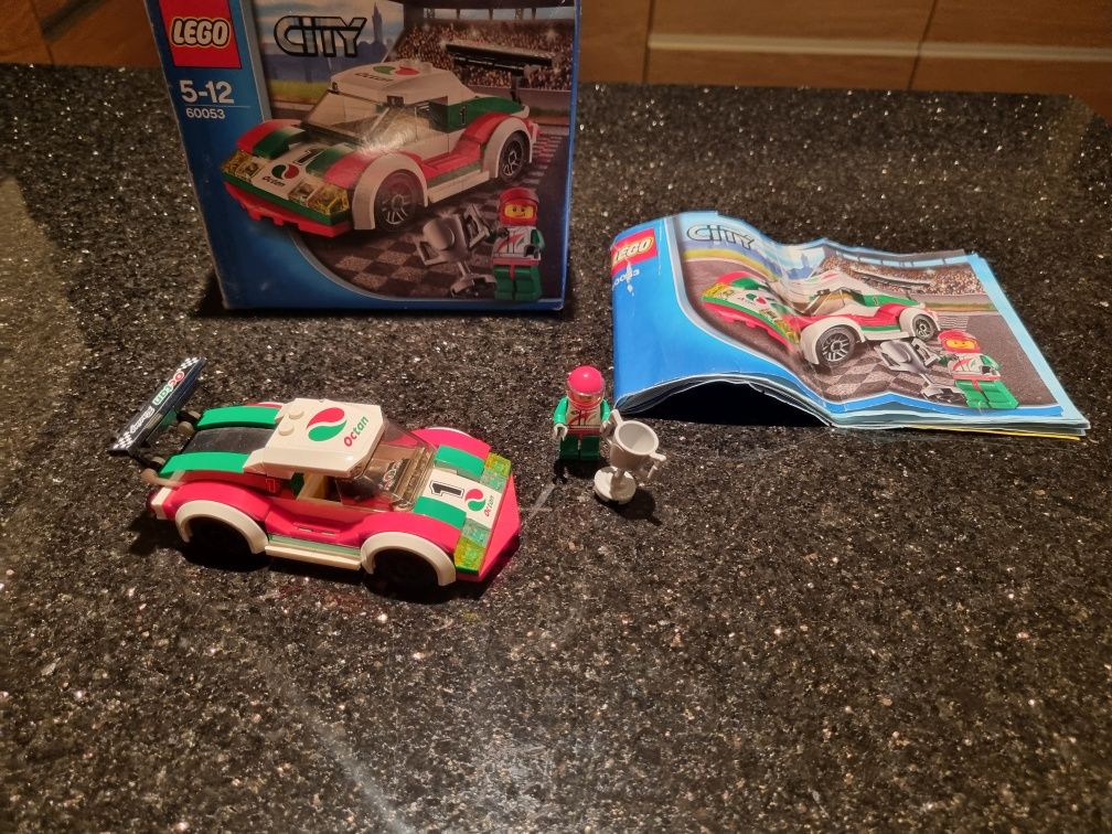 Klocki LEGO City 60053 Samochód Wyścigowy
Auto formuła 1