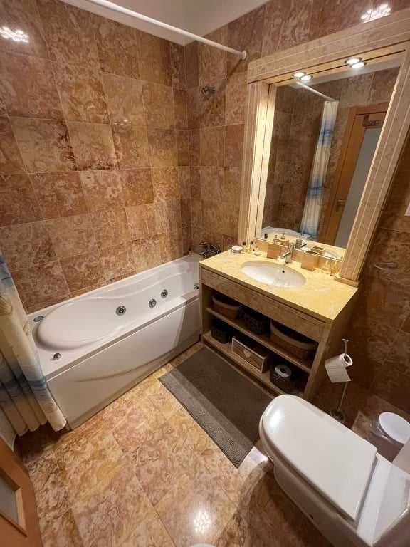 Quarto - Serra de Carnaxide/SkyCity