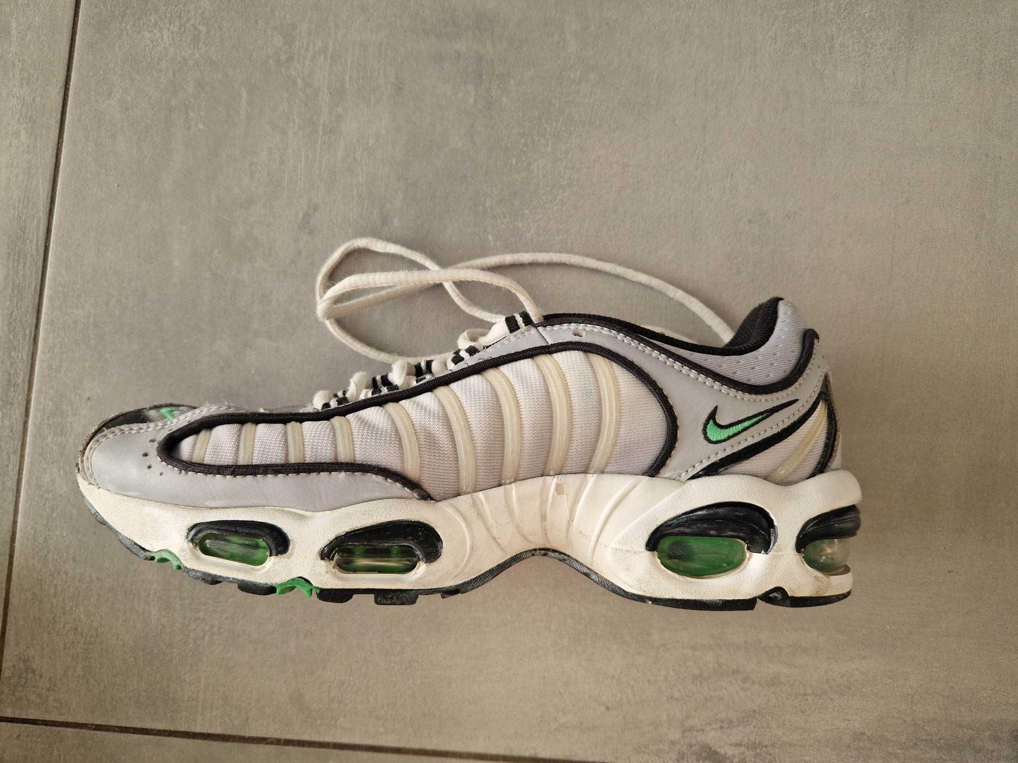 Buty Nike AIR MAX tailwind IV