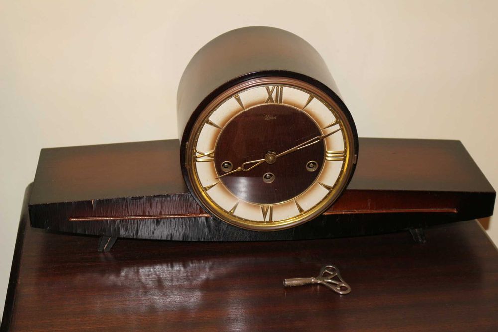 Antigo Relógio de mesa Lord Mecânico Napoleão