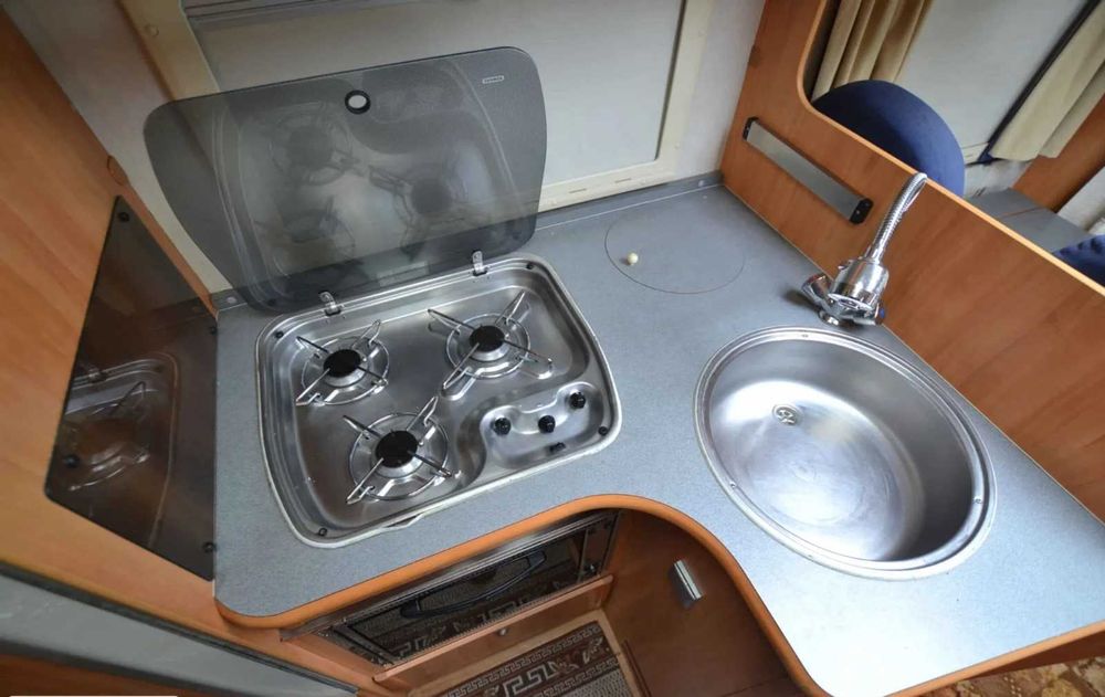 Autocaravana Adria Adriatik Muito Estimada