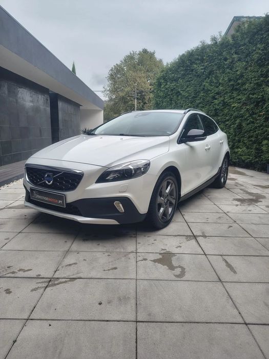 Volvo V40 Cross Country 1.6 D2 Momentum Powershift