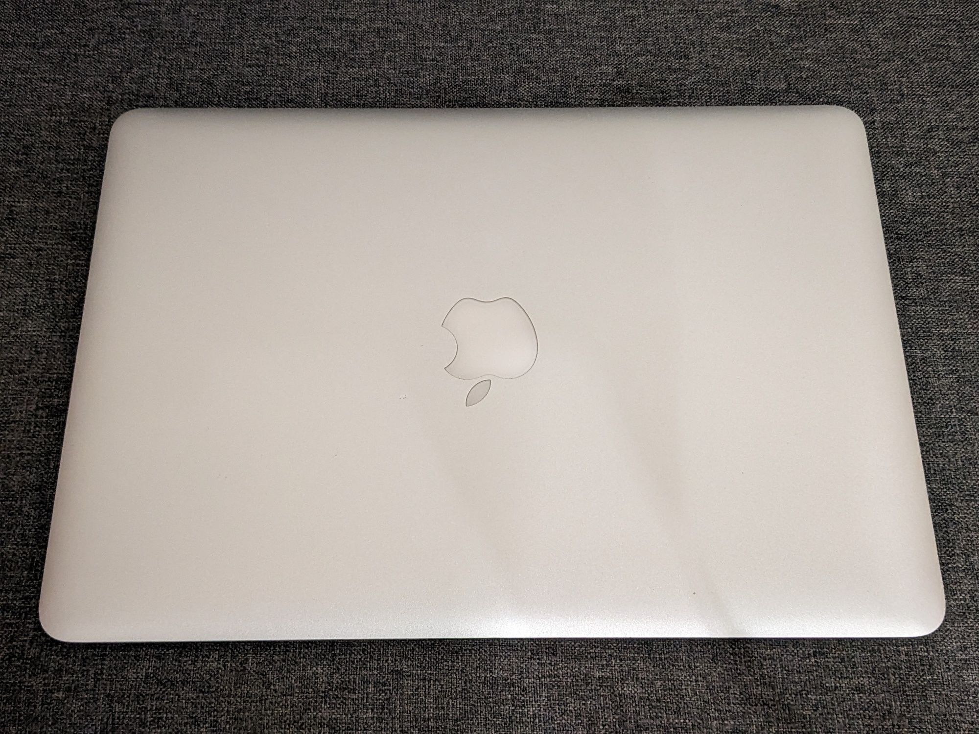 MacBook Air 13 2017. Ідеал, новий АКБ!