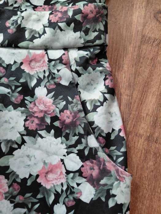 Kopertowa sukienka 46