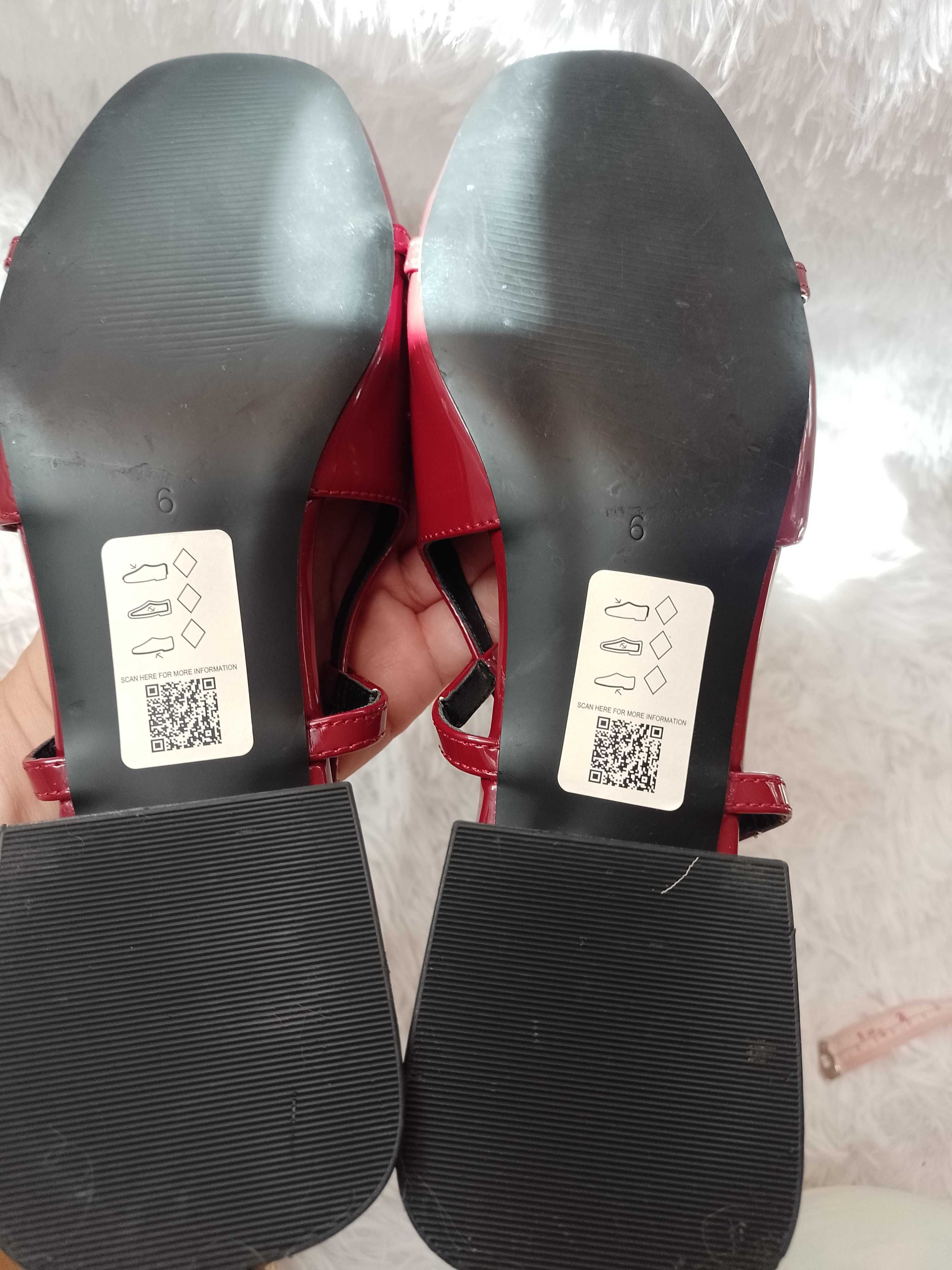 (39) ASOS/ Bordowe baleriny czółenka z odkrytą piętą z Londynu, NOWE