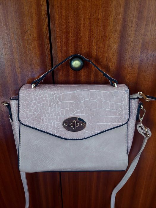 Malas novas! Vendo para desocupar