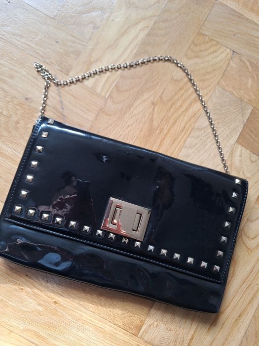 Torebka kopertówka Dune czarna ćwieki złoto