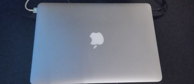 MacBook Air 13'' 2017 (como NOVO, na CAIXA, único dono)