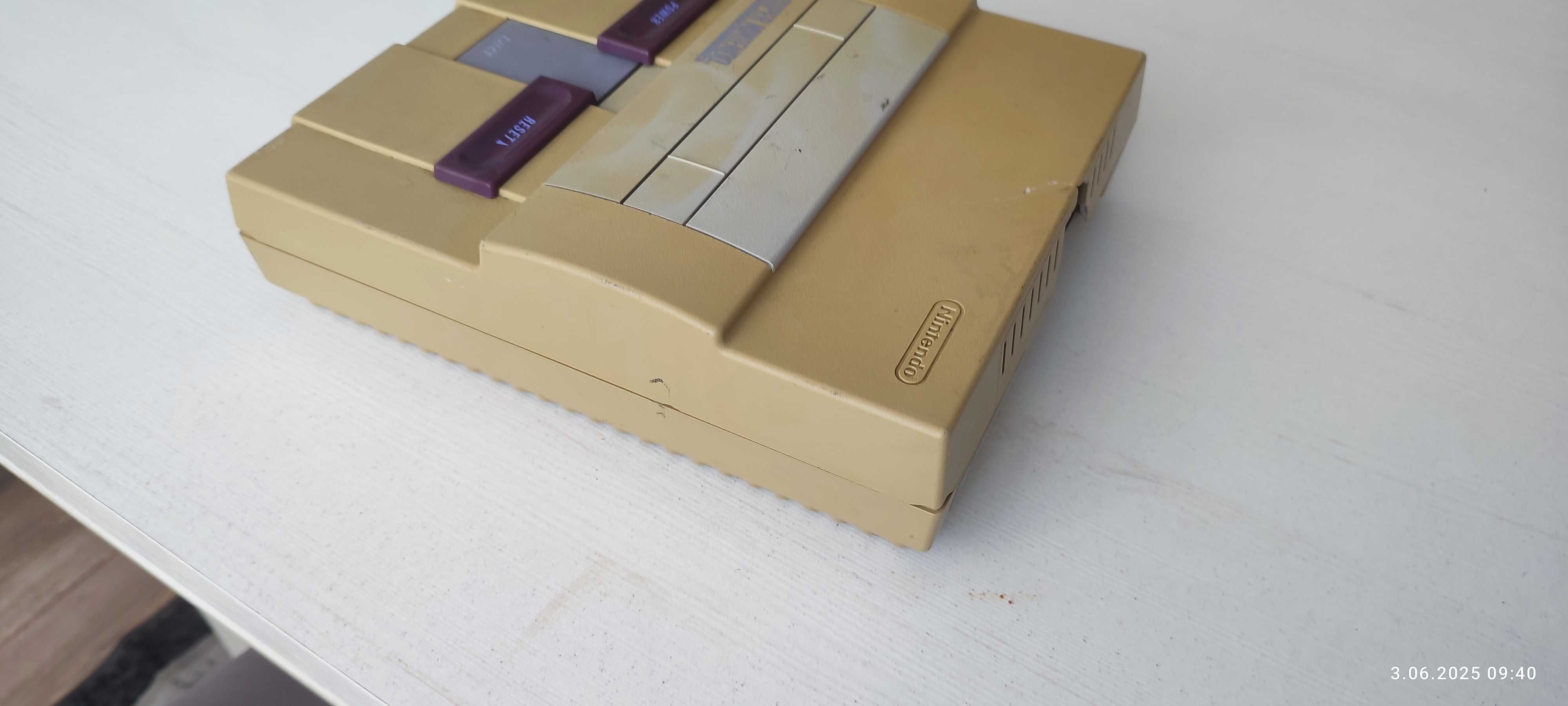 Konsola Nintendo SNS-001