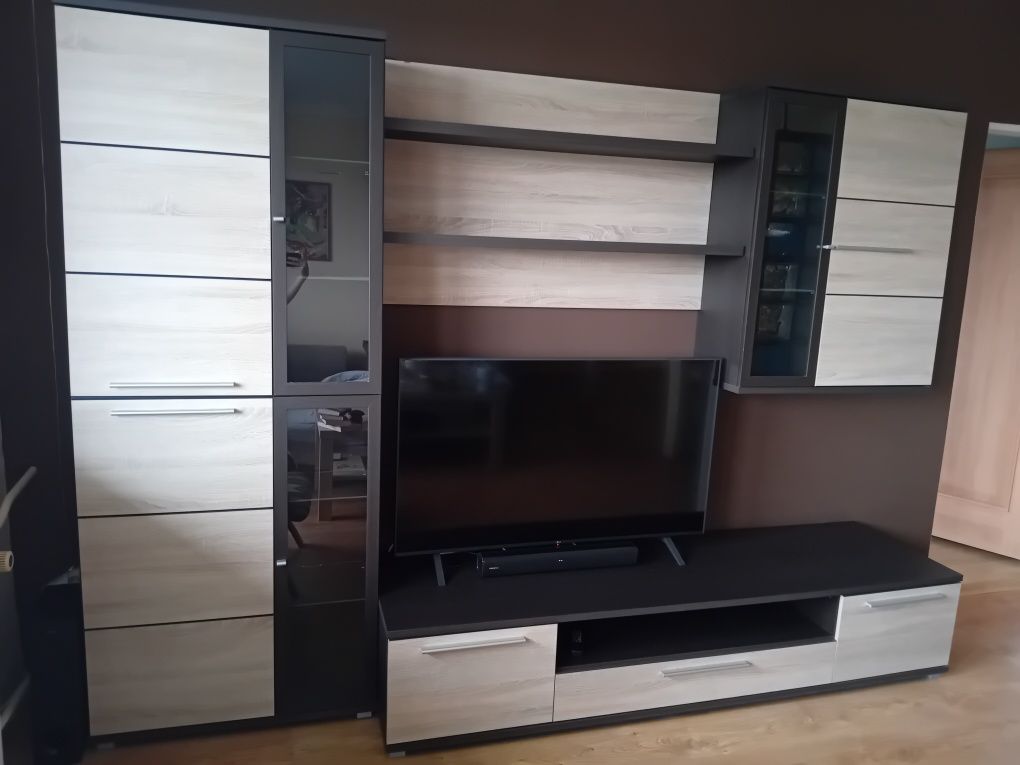 Komplet mebli do salonu Agata meble Szafka rtv szafa półki