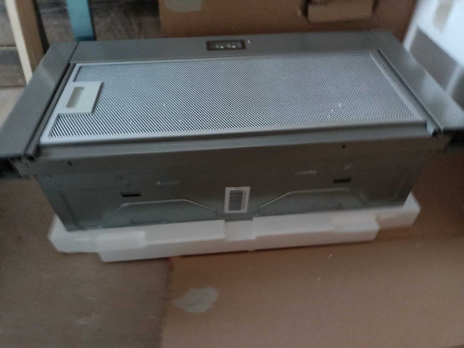 Витяжка телескопічна 60-a Bosch DFM064W54