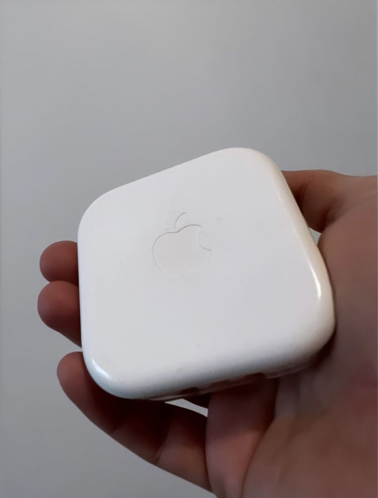 Чехол Apple для дротових навушників