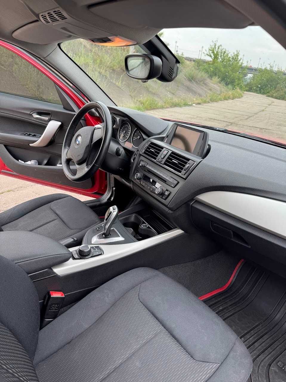 BMW 116i 8ст-автомат 123т км 2012р з салону