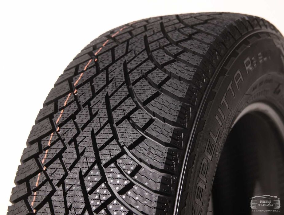 Нові зимові шини 235/40R19 Nokian Hakkapeliitta R5 (96T XL)