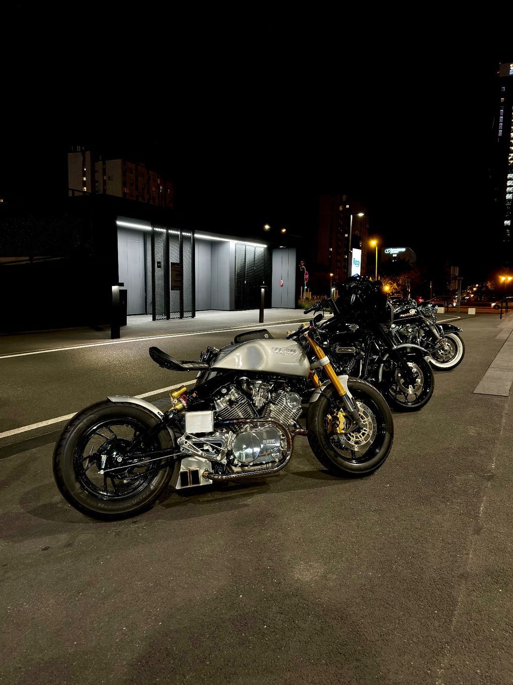 Yamaha XV Custom Cafe Racer