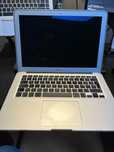 MacBook Air 13” (Mid 2011) + skorupa ochronna