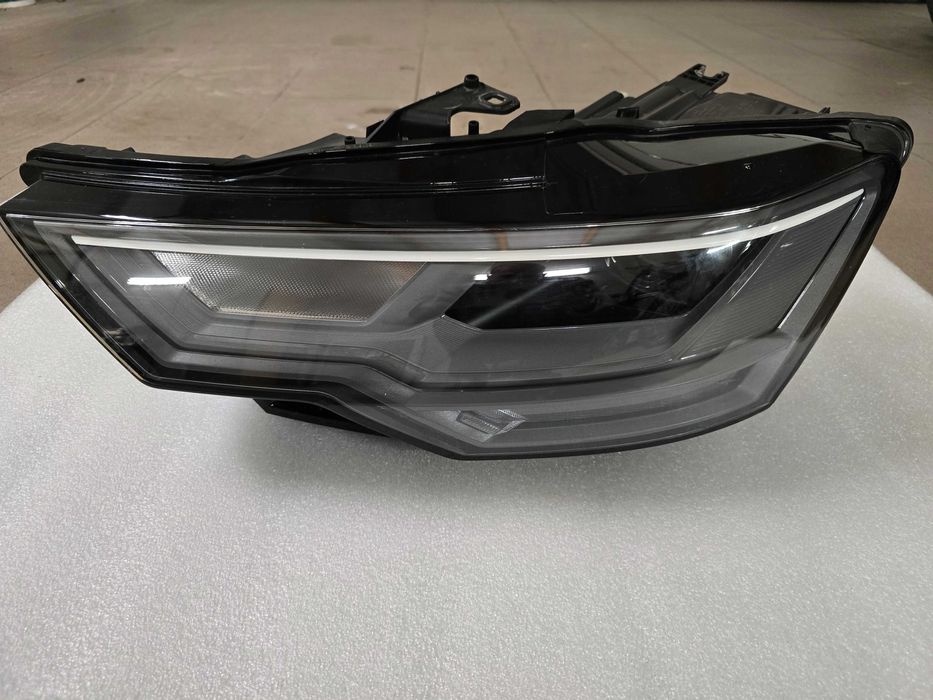 Audi A6C8 lampa lewa Full  Led