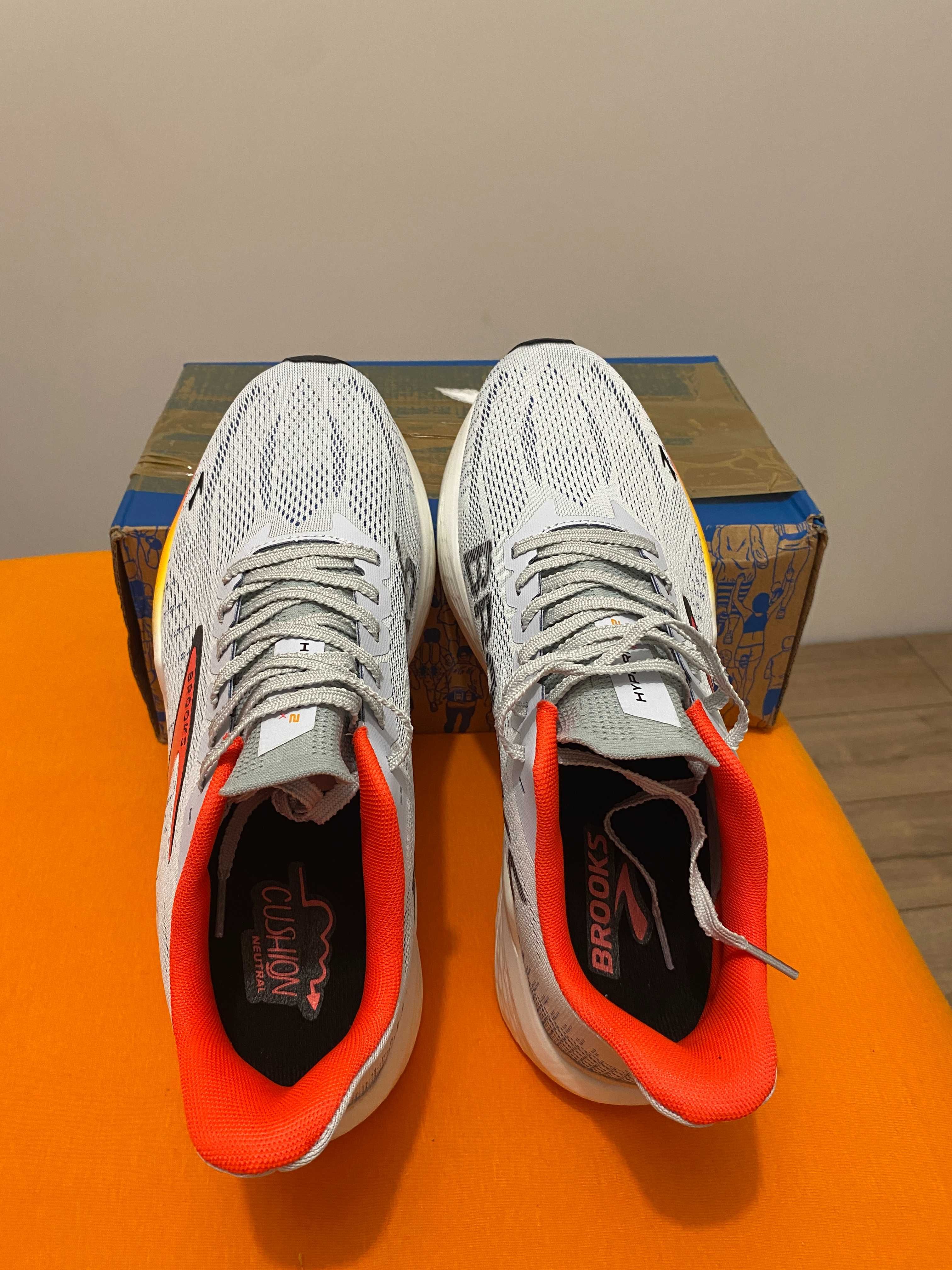 Brooks Hyperion Max 2