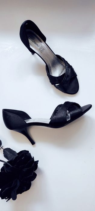 Nowe Piękne sexowne czarne złote wysokie piękne eleganckie na obcasie