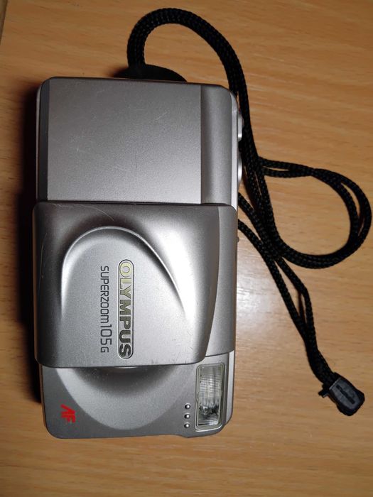 Плёночный фотоаппарат OLYMPUS 105 G.