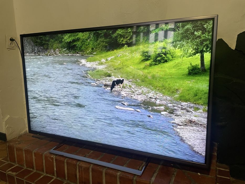 Телевізор Panasonic 47 Smart tv
