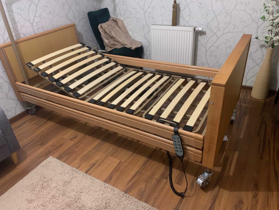 Łózko rehabilitacyjne z pilotem