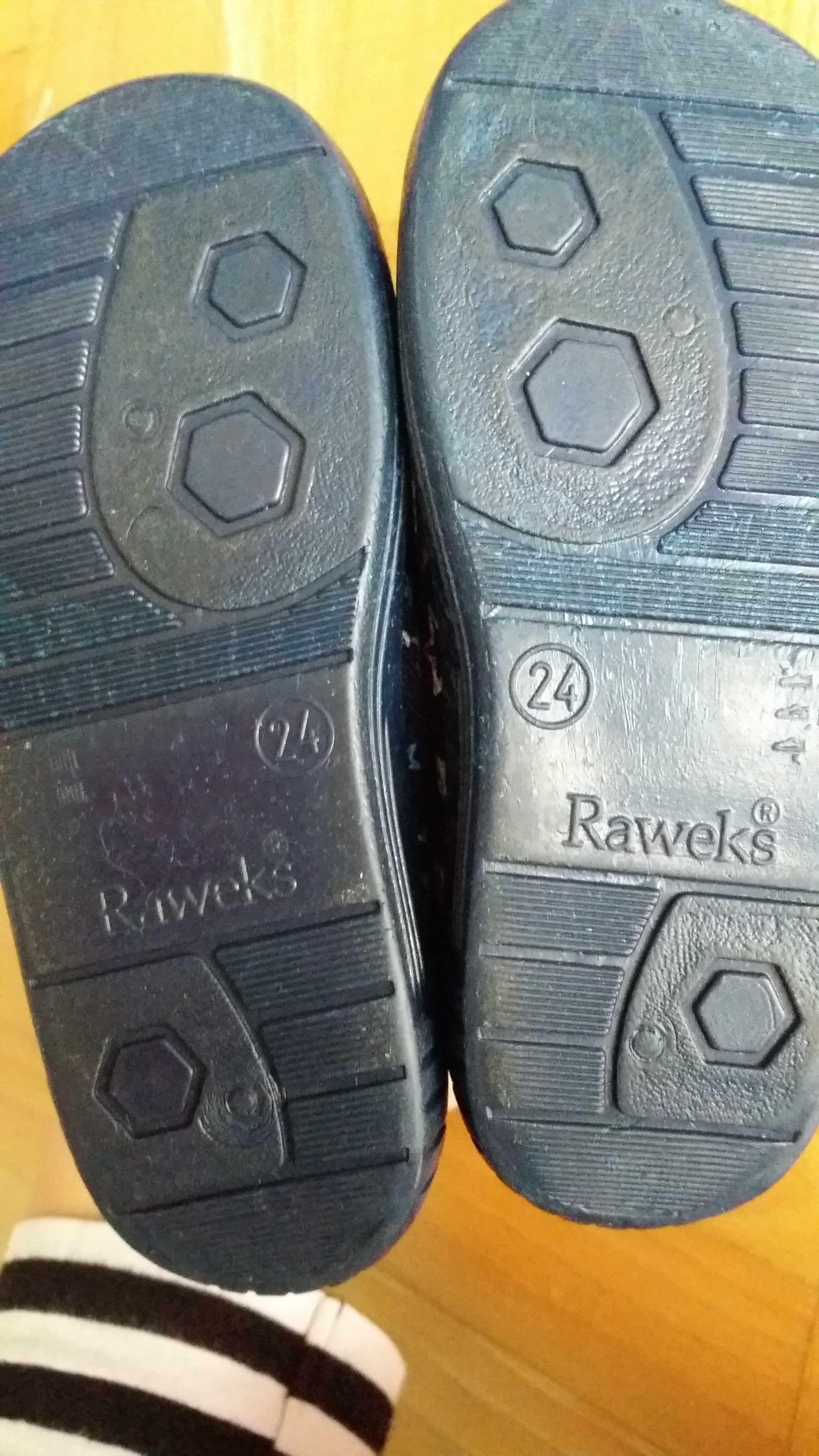 Pantofle Raweks r.24 i r.25