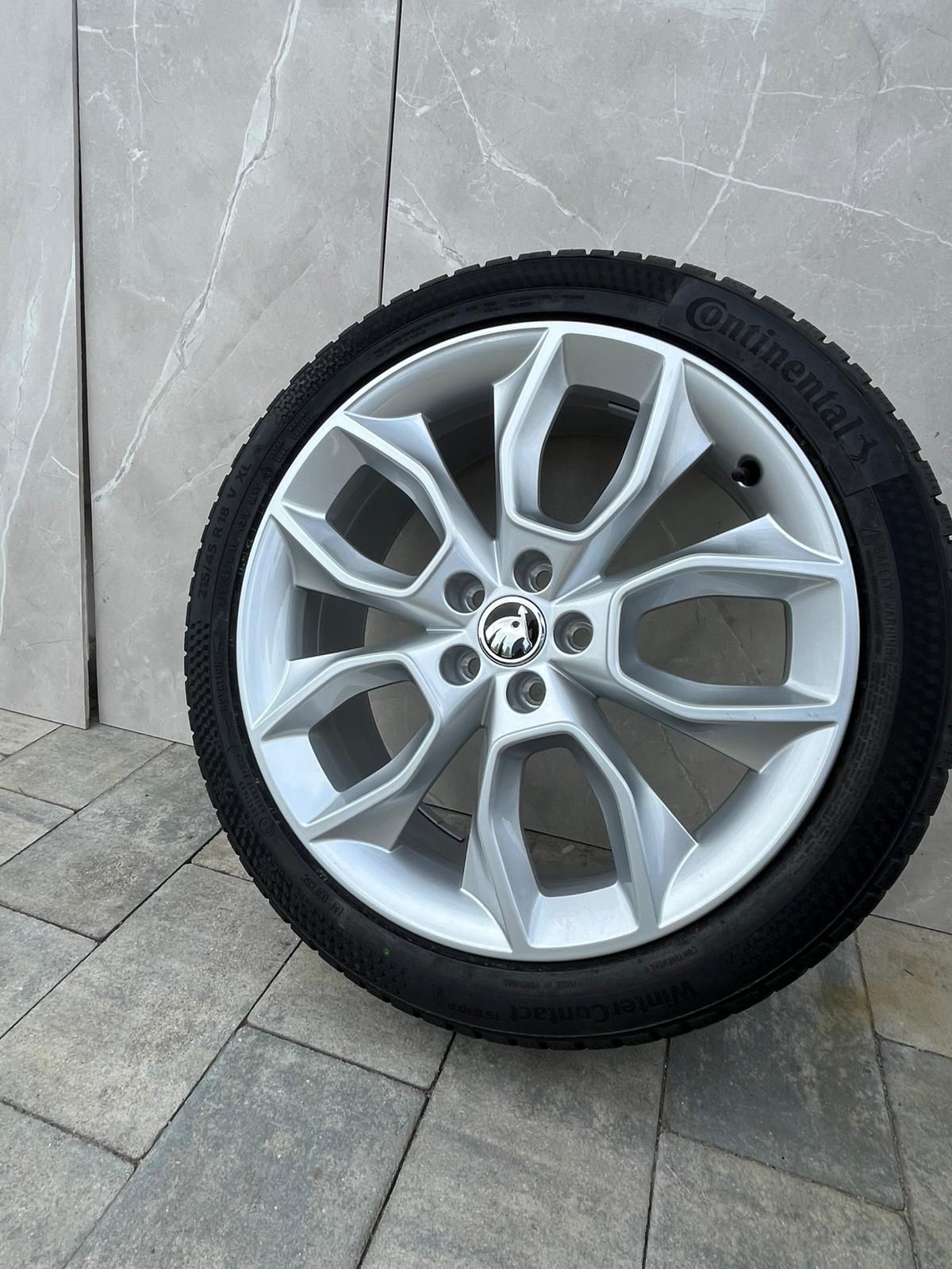 Nowe Koła Felgi 18" 5x100 Skoda Oryginał Opony  Zimowe 215/45/18