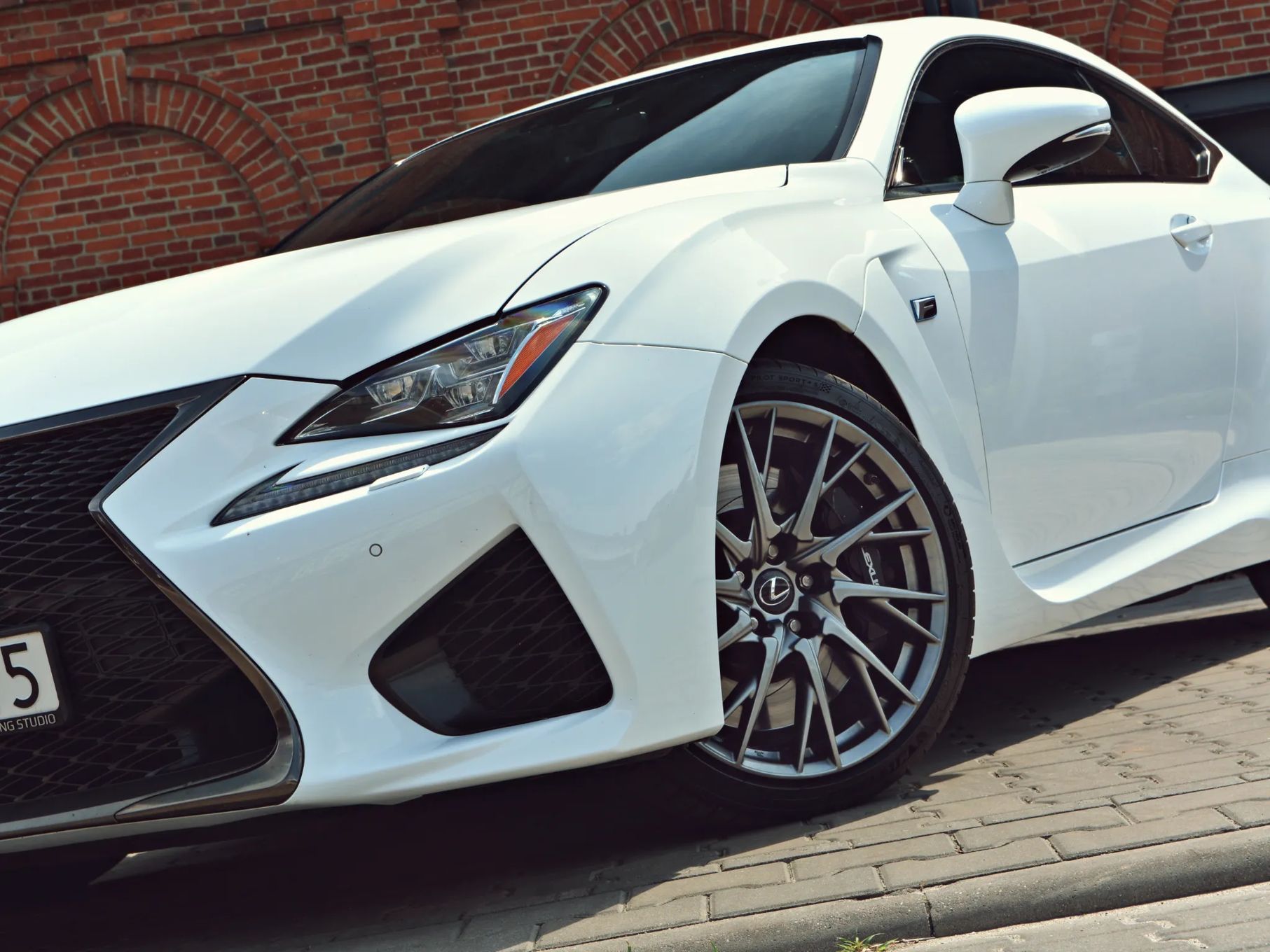 Lexus RC RCF 2015 rok salon Polska